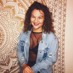 Meet your Posher, Alex